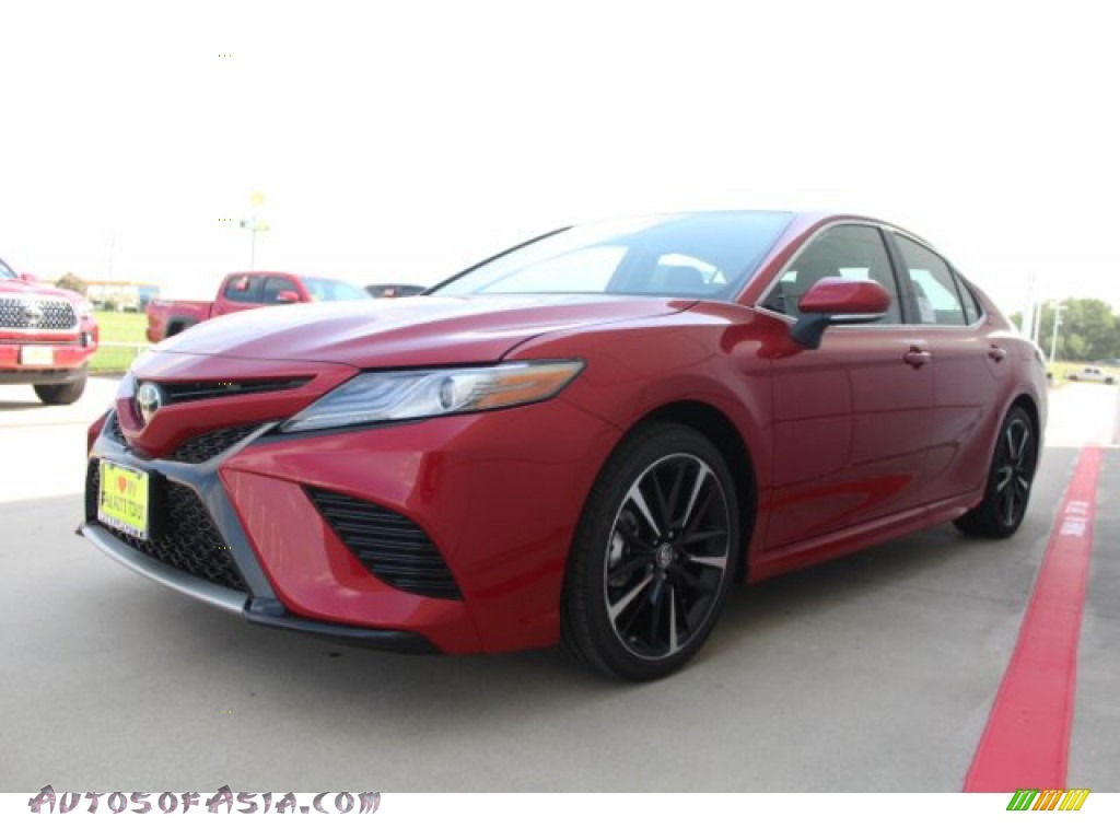 2019 Camry XSE - Supersonic Red / Black photo #4