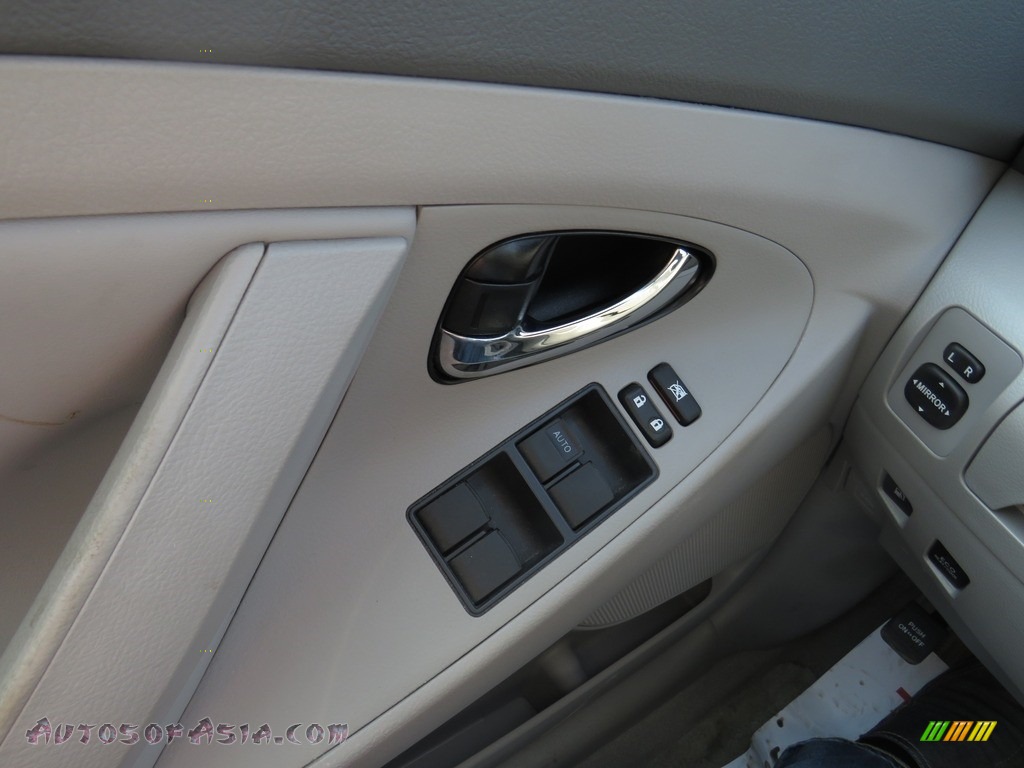 2008 Camry Hybrid - Classic Silver Metallic / Bisque photo #34