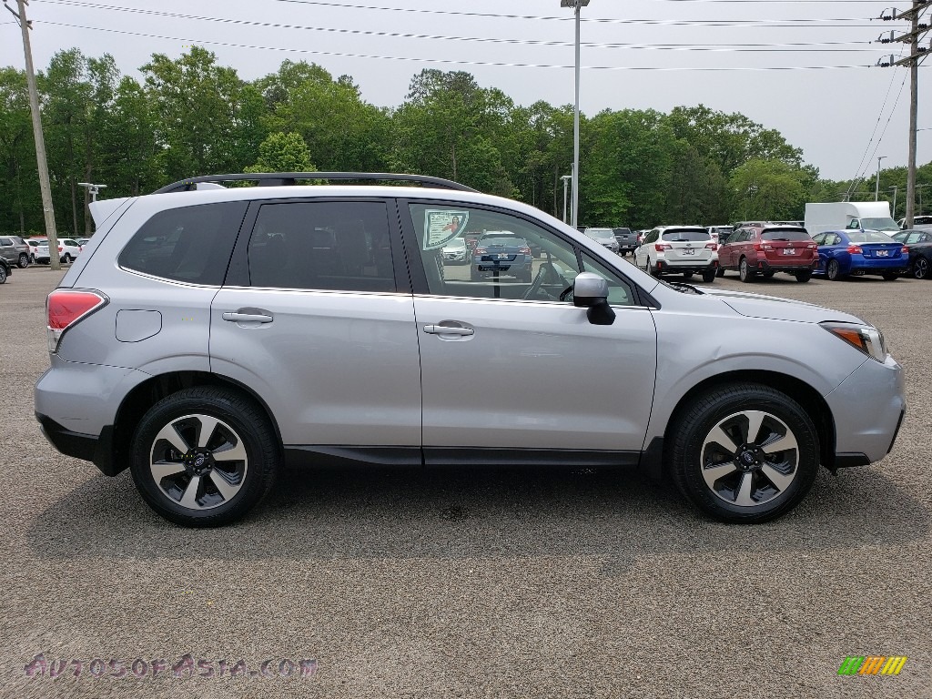 2017 Forester 2.5i Limited - Ice Silver Metallic / Gray photo #8