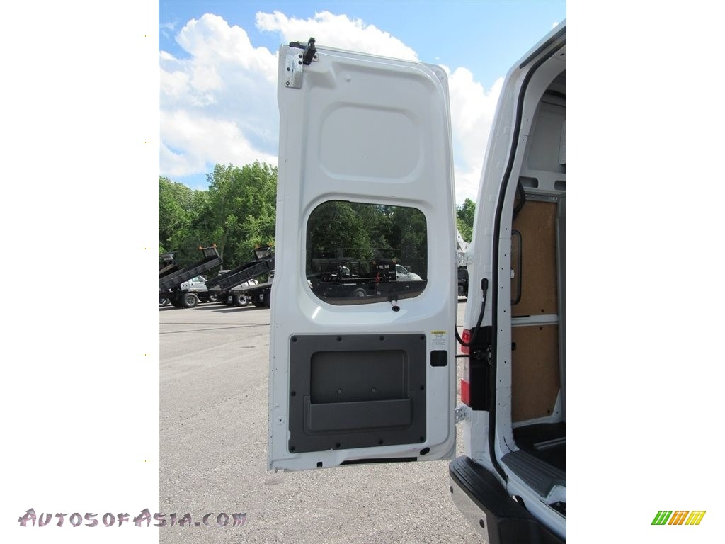 2012 NV 2500 HD SV High Roof - Blizzard White / Charcoal photo #11