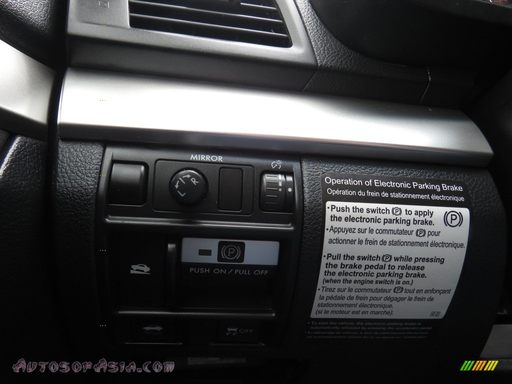 2010 Legacy 2.5i Premium Sedan - Graphite Gray Metallic / Off Black photo #30