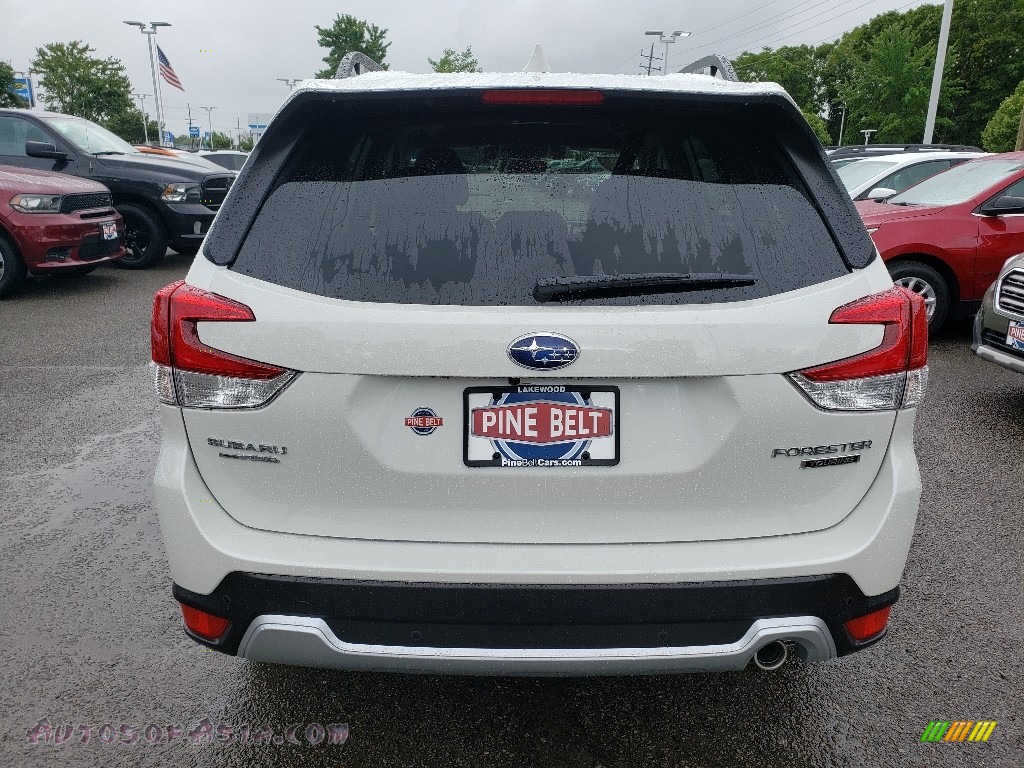 2019 Forester 2.5i Touring - Crystal White Pearl / Saddle Brown photo #5