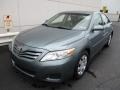 Toyota Camry LE Spruce Mica photo #9