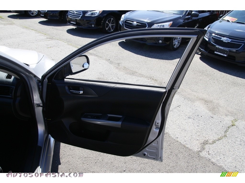 2011 Impreza WRX Wagon - Spark Silver Metallic / Carbon Black photo #16