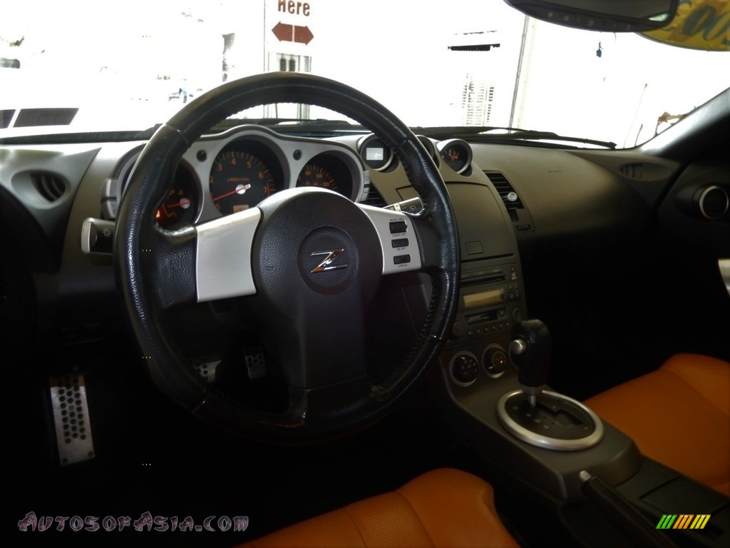 2003 350Z Touring Coupe - Super Black / Burnt Orange/Carbon Black photo #17