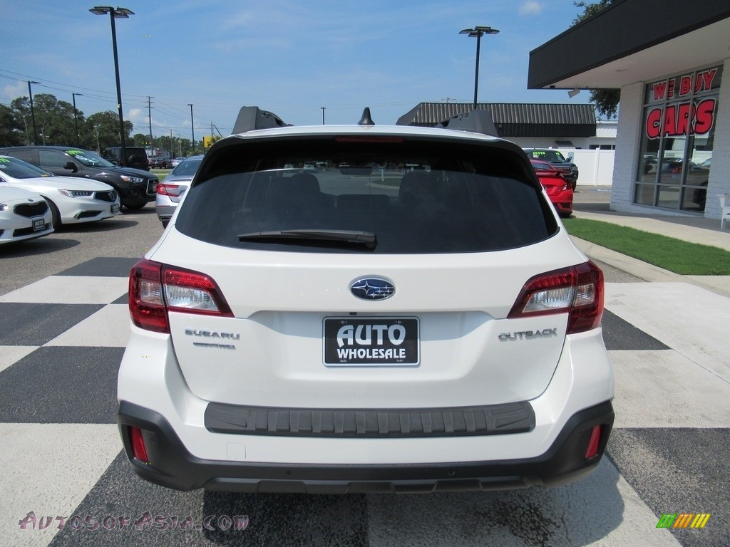2018 Outback 2.5i Limited - Crystal White Pearl / Ivory photo #4