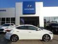 Hyundai Elantra Limited White photo #1
