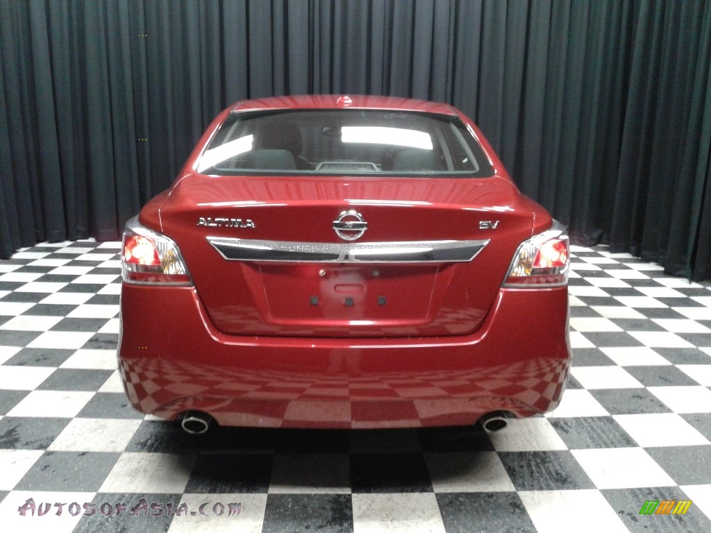 2015 Altima 2.5 SV - Cayenne Red / Charcoal photo #7