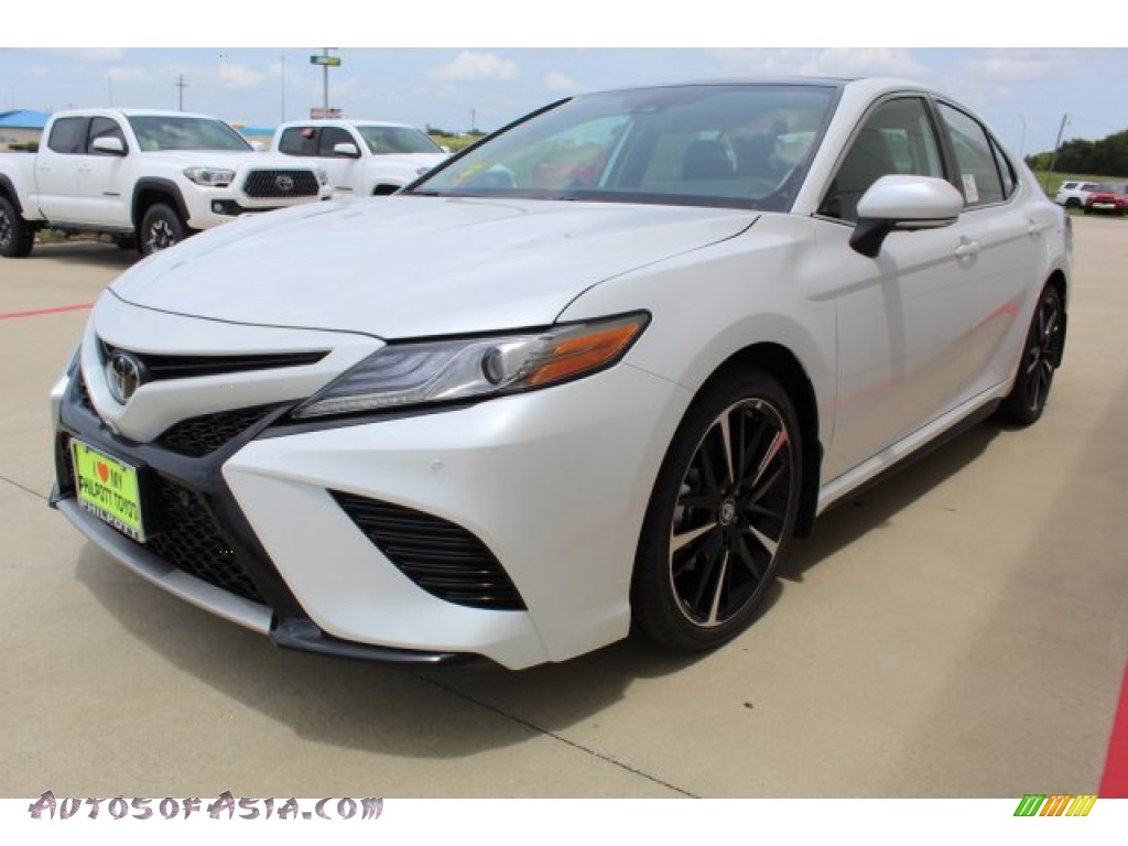 2019 Camry XSE - Wind Chill Pearl / Black photo #4