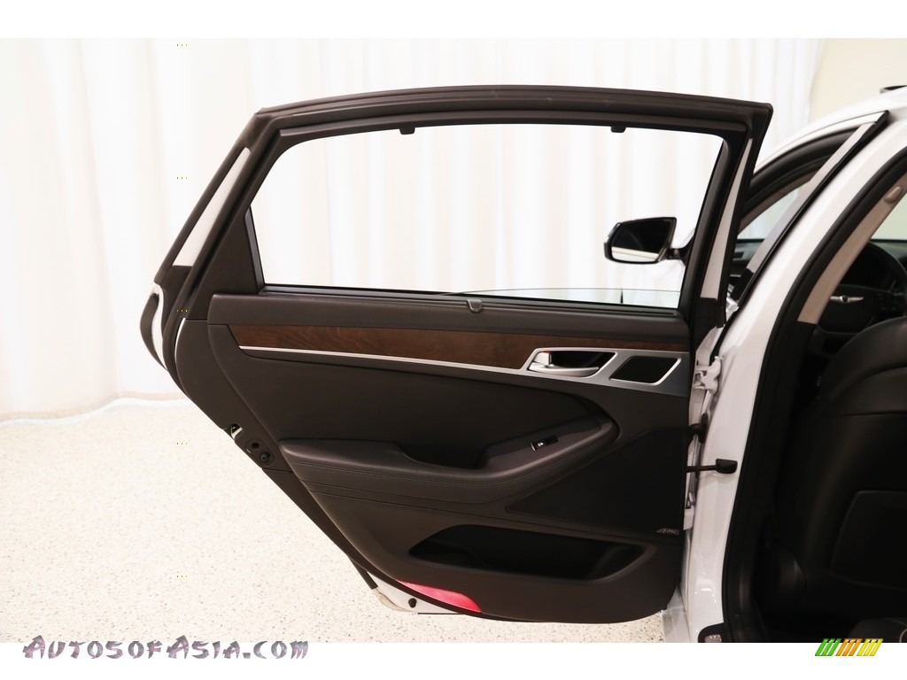 2015 Genesis 3.8 Sedan - Casablanca White / Black photo #23