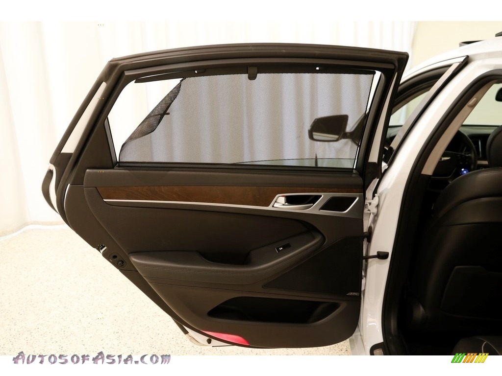 2015 Genesis 3.8 Sedan - Casablanca White / Black photo #24