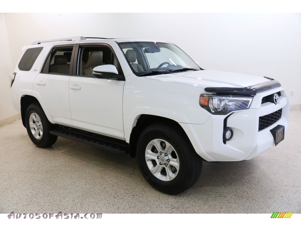 2015 4Runner SR5 Premium 4x4 - Super White / Sand Beige photo #1