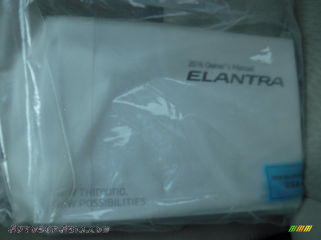 2016 Elantra Value Edition - White / Beige photo #23