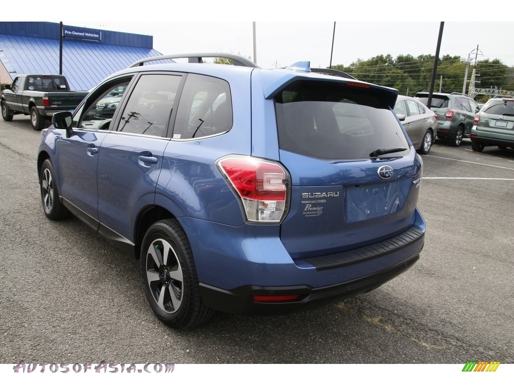 2017 Forester 2.5i Limited - Quartz Blue Pearl / Gray photo #7