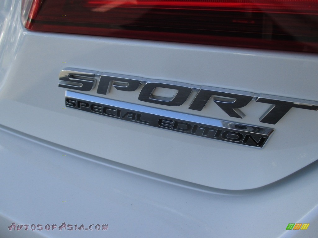 2017 Accord Sport Special Edition Sedan - White Orchid Pearl / Black photo #6