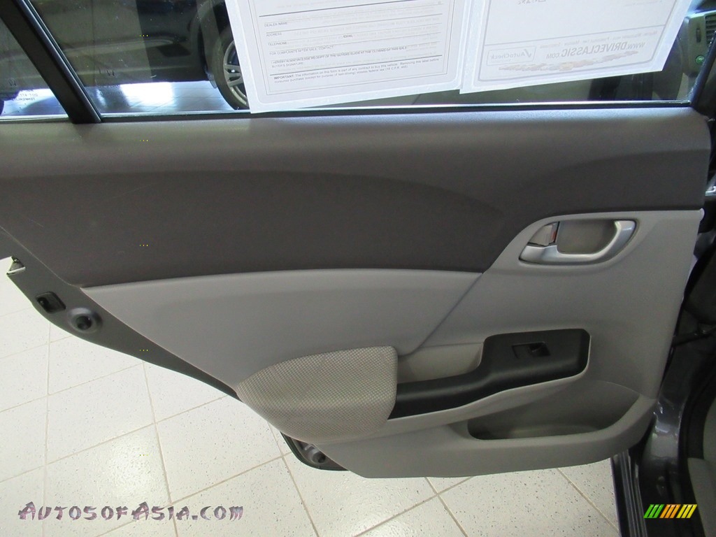2012 Civic LX Sedan - Polished Metal Metallic / Gray photo #22