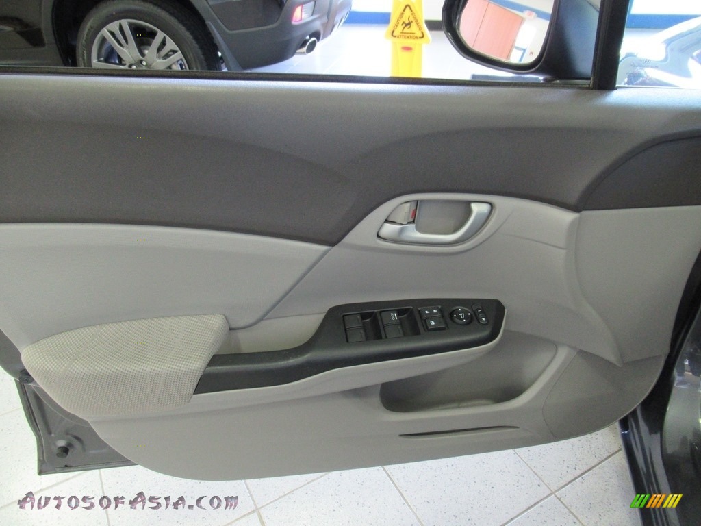 2012 Civic LX Sedan - Polished Metal Metallic / Gray photo #25