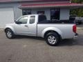 Nissan Frontier SE King Cab 4x4 Radiant Silver photo #2