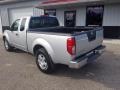 Nissan Frontier SE King Cab 4x4 Radiant Silver photo #3