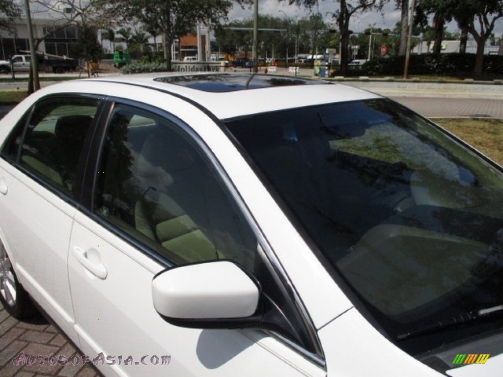 2007 Accord LX V6 Sedan - Taffeta White / Ivory photo #44