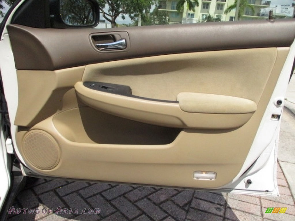 2007 Accord LX V6 Sedan - Taffeta White / Ivory photo #52