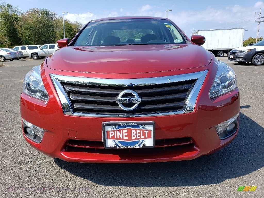 2015 Altima 2.5 SL - Cayenne Red / Charcoal photo #9
