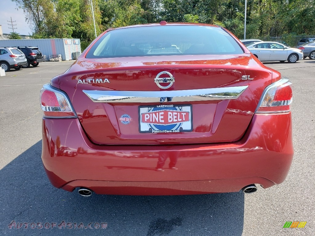 2015 Altima 2.5 SL - Cayenne Red / Charcoal photo #13