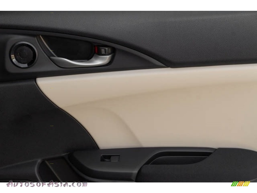 2020 Civic EX Hatchback - Polished Metal Metallic / Ivory photo #36