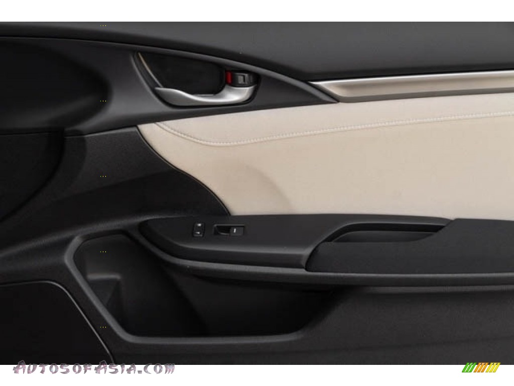 2020 Civic EX Hatchback - Polished Metal Metallic / Ivory photo #37