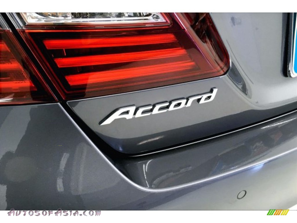 2017 Accord Touring Sedan - Modern Steel Metallic / Gray photo #7