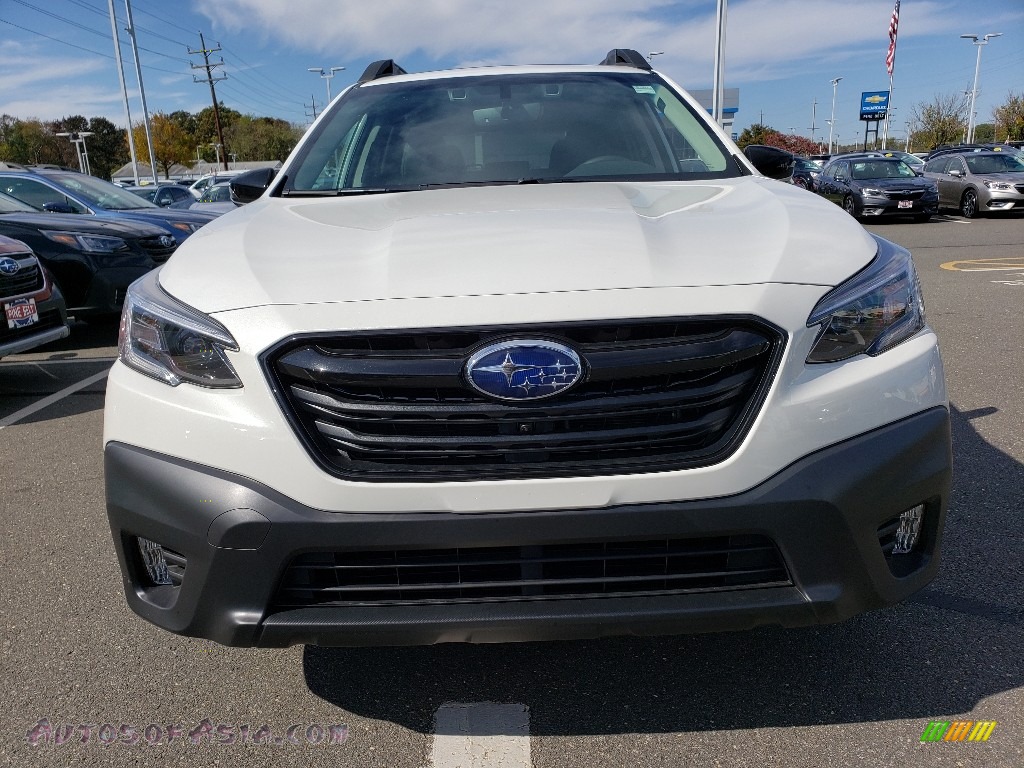 2020 Outback Onyx Edition XT - Crystal White Pearl / Gray StarTex photo #2