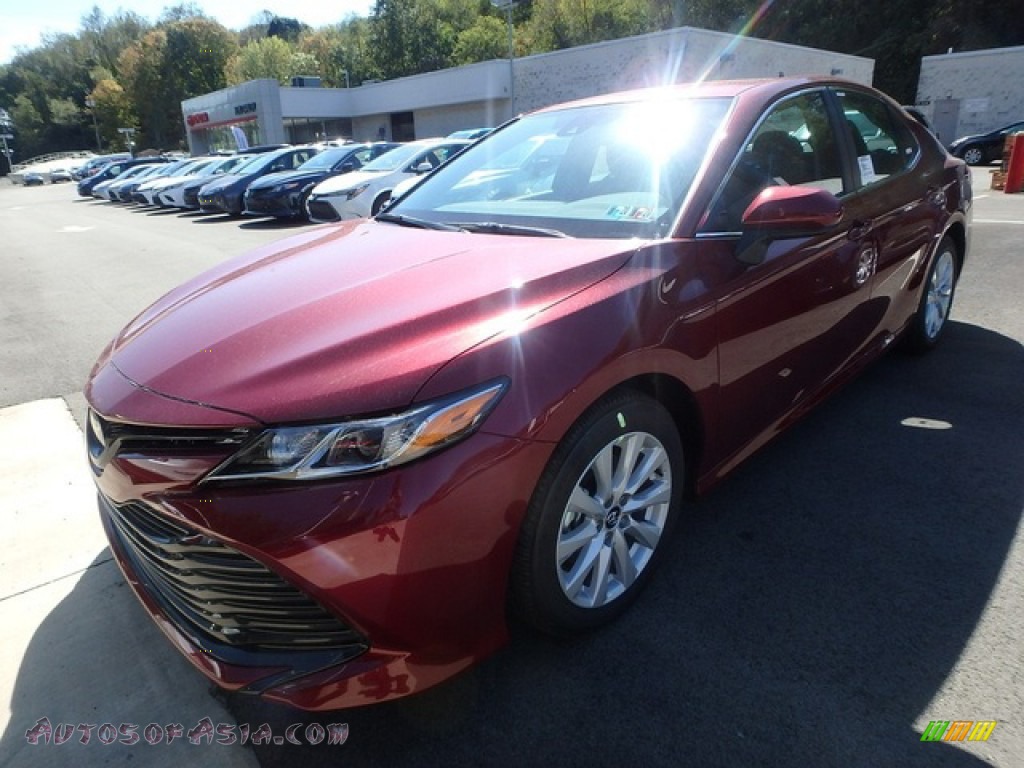 2020 Camry LE - Ruby Flare Pearl / Black photo #8