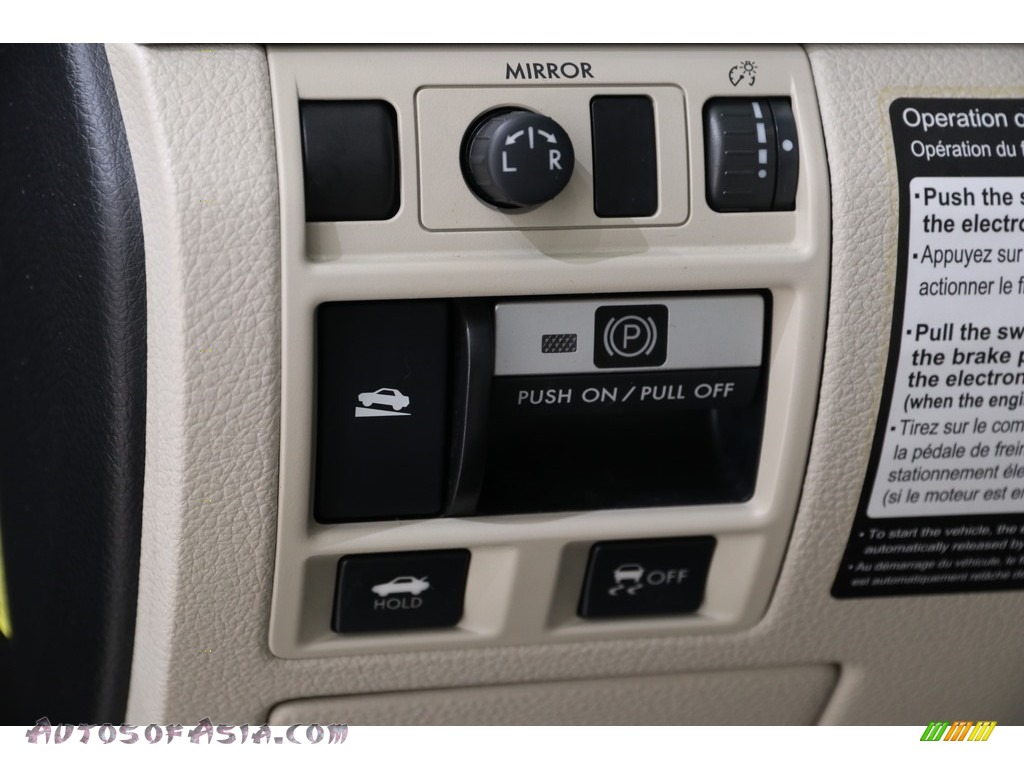 2010 Legacy 2.5i Premium Sedan - Crystal Black Silica / Warm Ivory photo #6