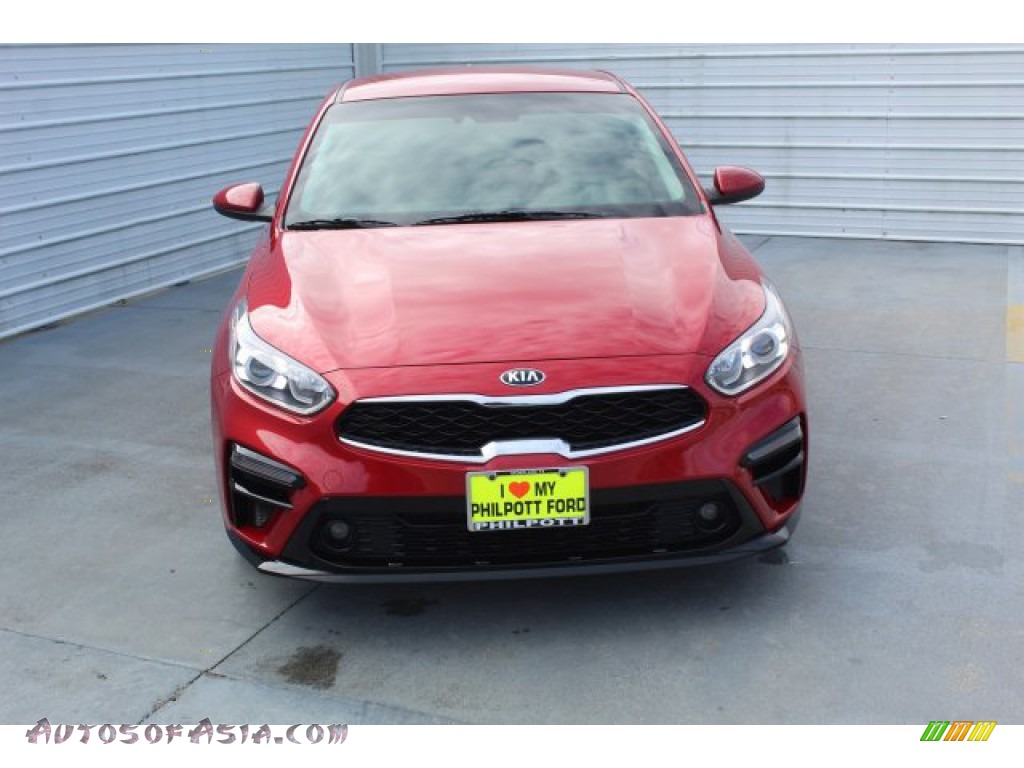 2019 Forte S - Currant Red / Black photo #3