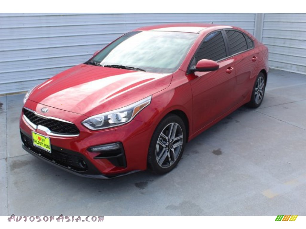 2019 Forte S - Currant Red / Black photo #4