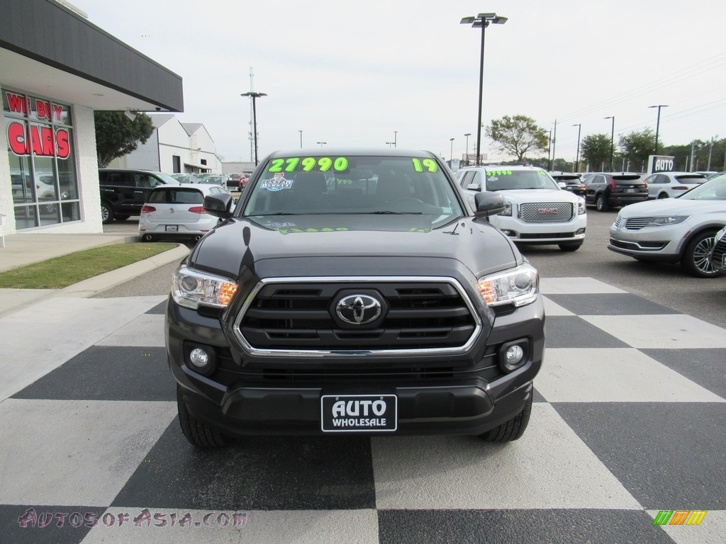 2019 Tacoma SR5 Double Cab - Magnetic Gray Metallic / Cement Gray photo #2
