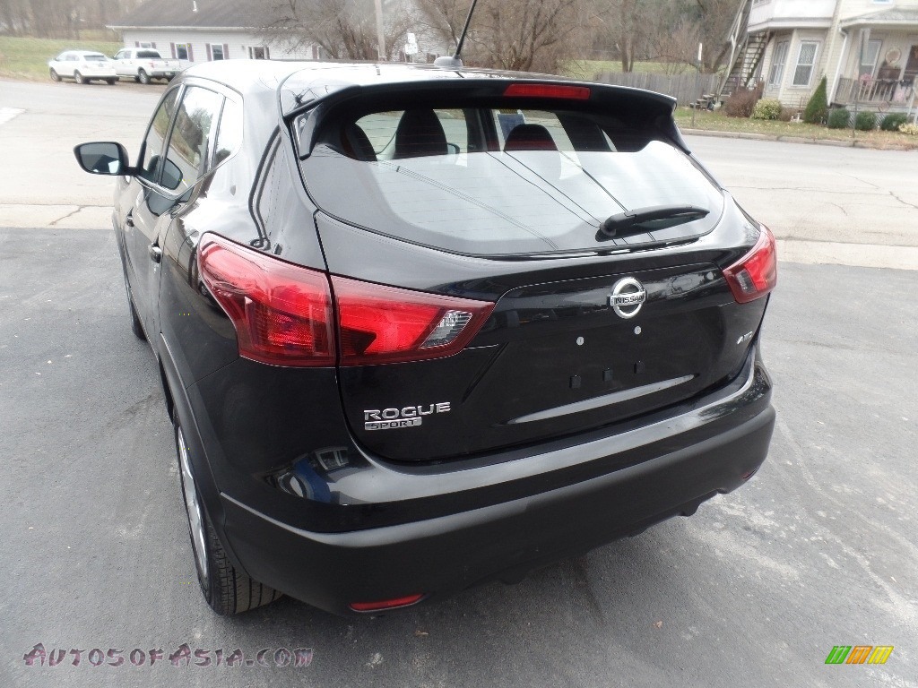 2019 Rogue Sport S AWD - Magnetic Black Pearl / Charcoal photo #6