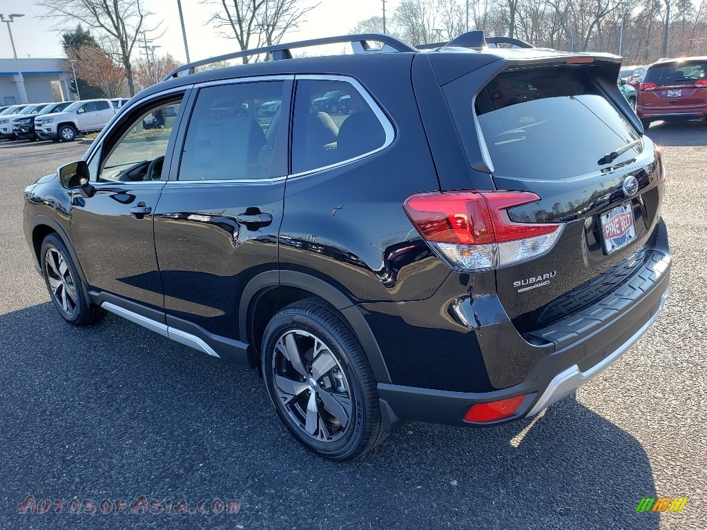 2020 Forester 2.5i Touring - Crystal Black Silica / Saddle Brown photo #4