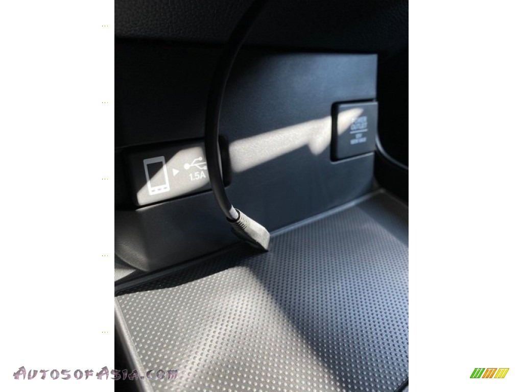 2020 Civic EX Hatchback - Polished Metal Metallic / Black photo #37