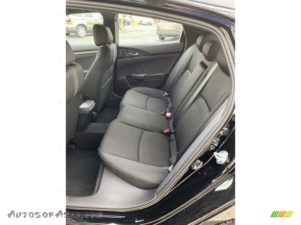 2020 Civic EX Hatchback - Crystal Black Pearl / Black photo #19