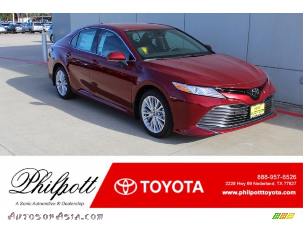 2020 Camry XLE - Ruby Flare Pearl / Black photo #1