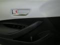 Toyota Corolla Hatchback SE Blizzard White Pearl photo #32