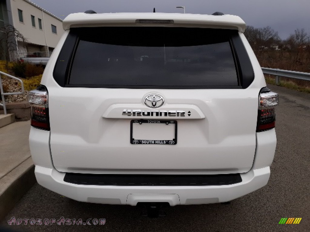 2020 4Runner SR5 Premium 4x4 - Super White / Graphite photo #8