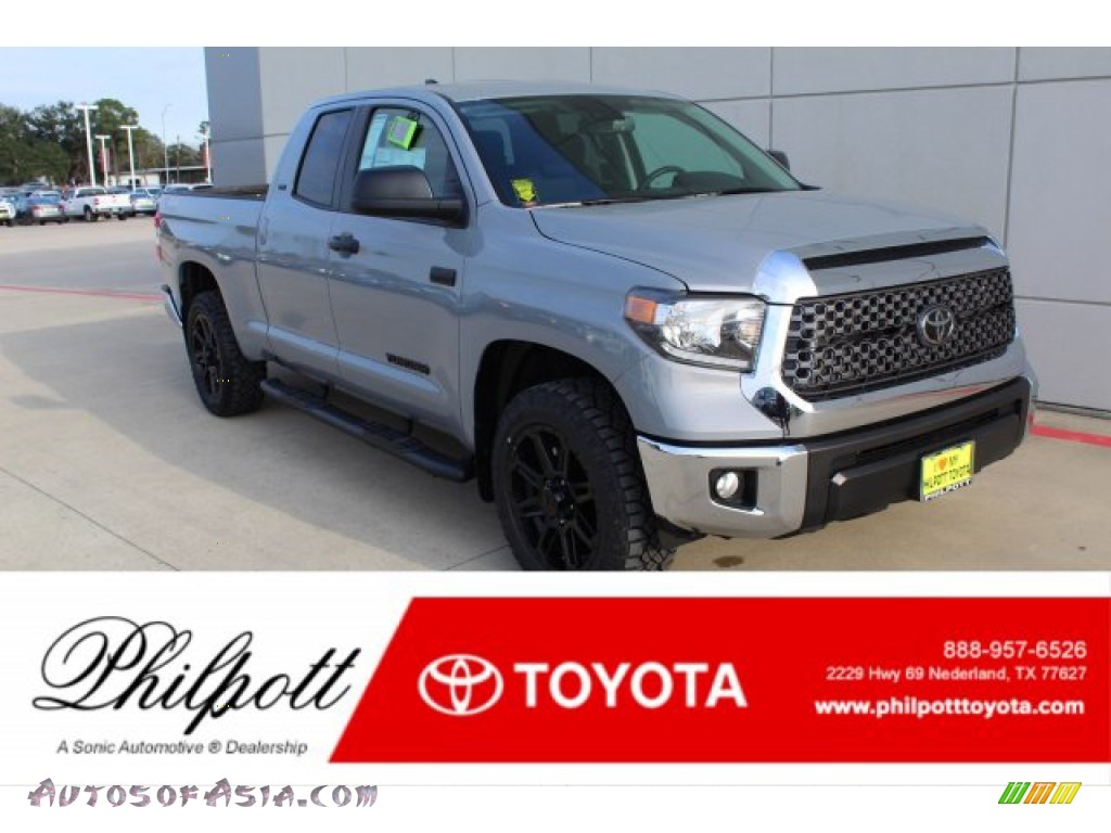 2020 Toyota Tundra TSS Off Road Double Cab 4x4 in Cement - 902582