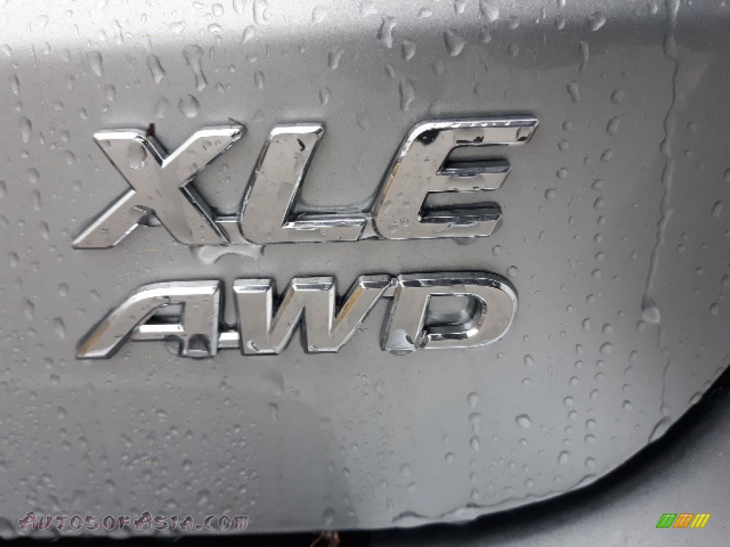 2020 Sienna XLE AWD - Celestial Silver Metallic / Ash photo #19