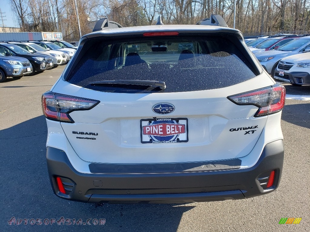 2020 Outback Onyx Edition XT - Crystal White Pearl / Gray StarTex photo #5