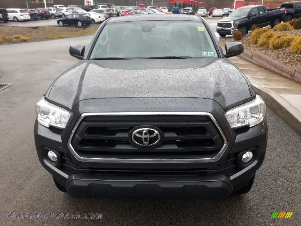 2020 Tacoma SR5 Double Cab 4x4 - Magnetic Gray Metallic / Cement photo #3