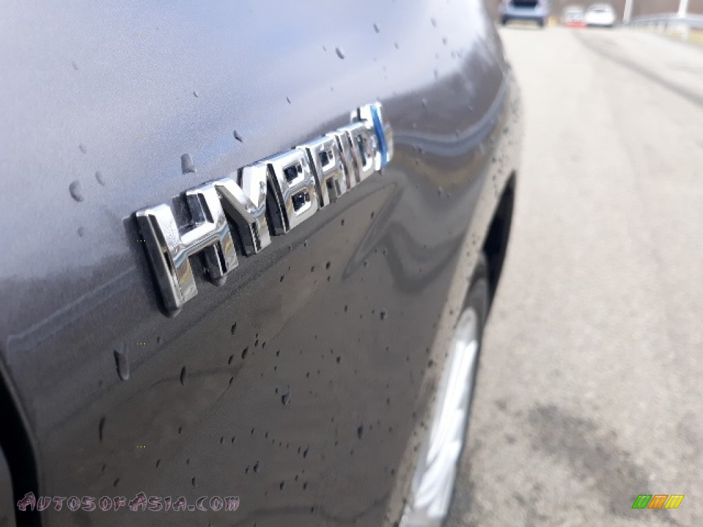 2020 Camry Hybrid XLE - Predawn Gray Mica / Black photo #50