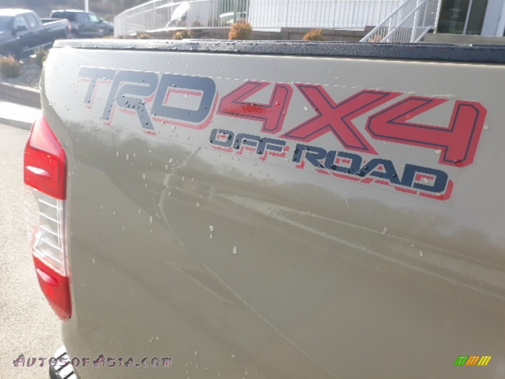 2020 Tundra SR5 CrewMax 4x4 - Quicksand / Black photo #48