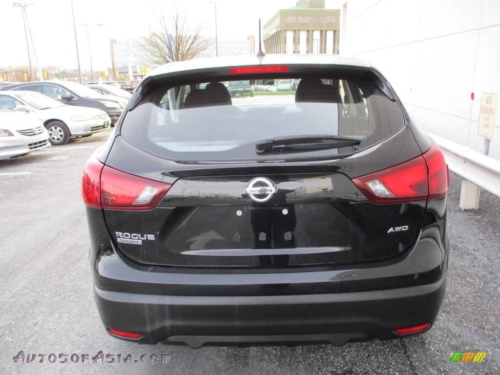 2019 Rogue Sport S AWD - Magnetic Black Pearl / Charcoal photo #4